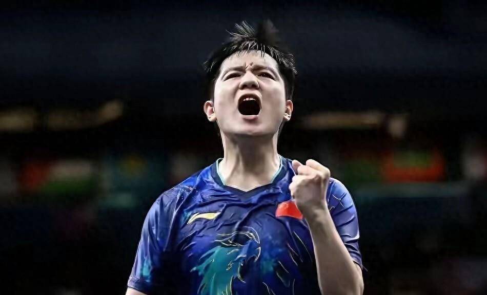 开云体育中国-包含法拉利逆转红牛二队，塞恩斯统治全场的词条