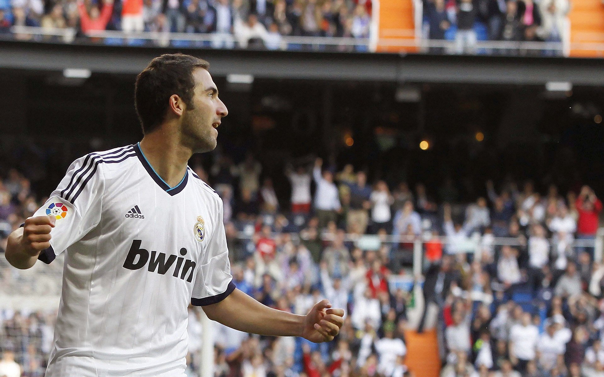 开云体育APP下载-喀麦隆猎豹撕裂墨西哥！特奥单骑救主，非洲足球的利刃如何炼成？