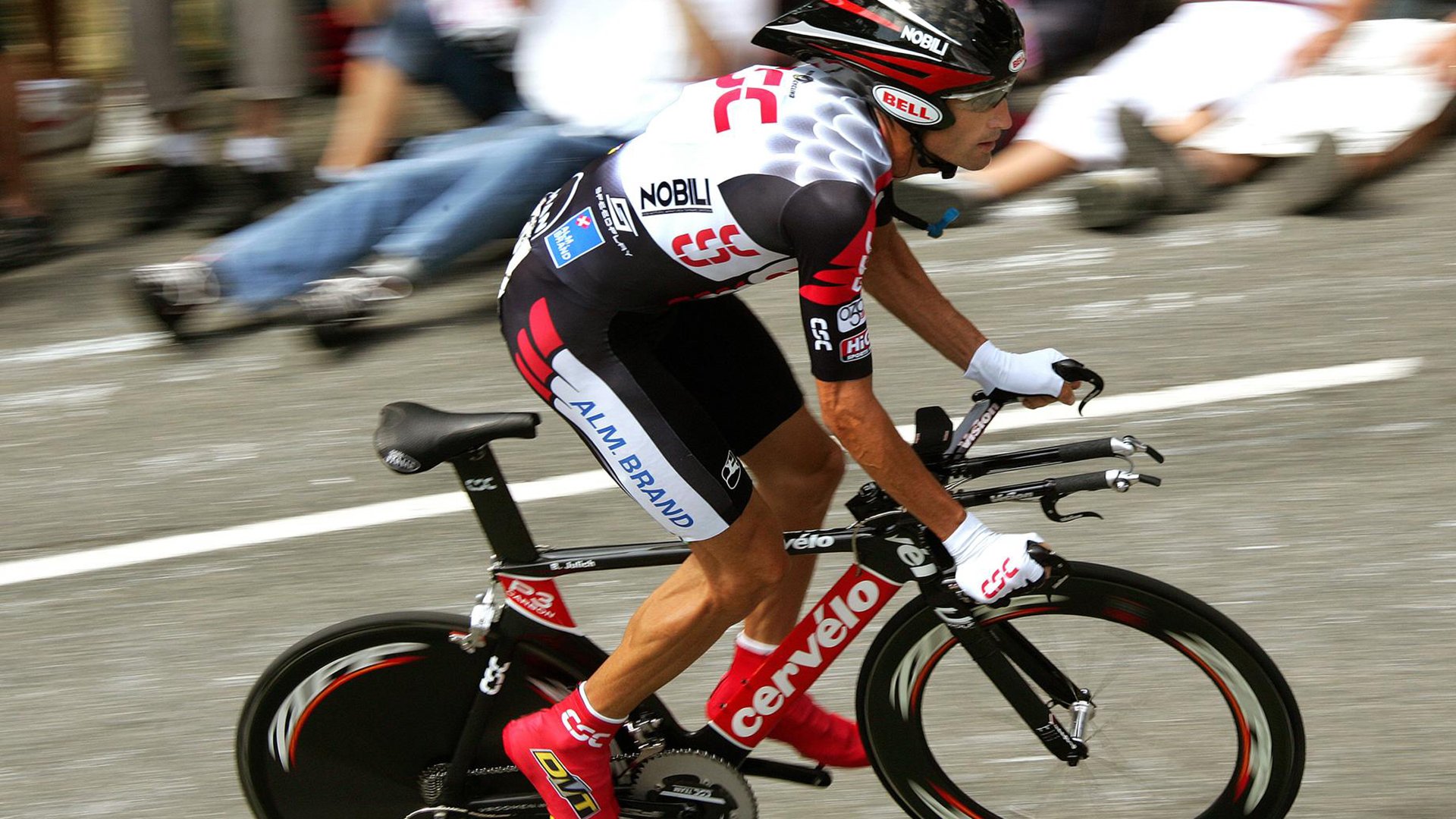 当卡塔尔遇上比利时,一场没有内马尔的盛宴,如何映照出真正的巨星光芒?